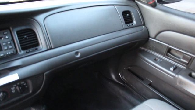 2011 Ford Crown Victoria (P7B) Police Interceptor смотреть онлайн