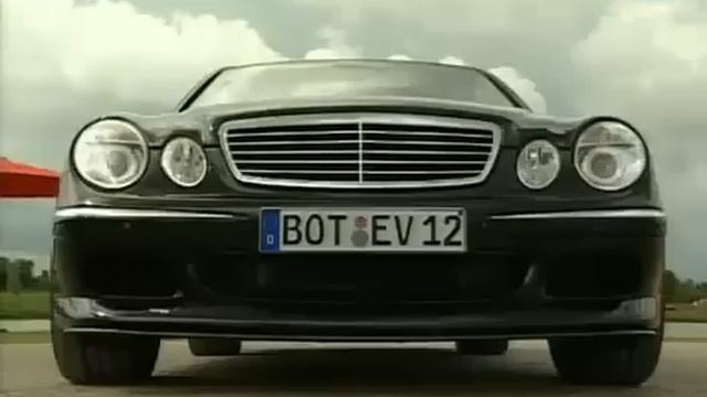 Brabus E V12 vs BMW M5 vs Alpina B5 vs Mercedes-Benz E55 AMG смотреть онлайн