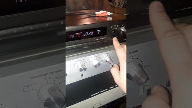 Тюнер Technics ST-GT650 смотреть онлайн