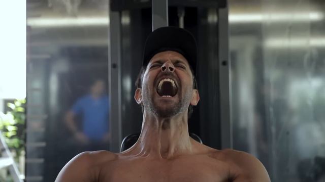 Hrithik Roshan’s Transformation | The other side of Kabir | The HRX Story смотреть онлайн