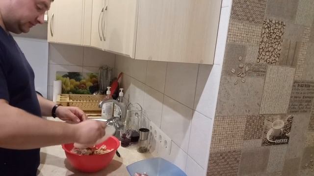 ГОТОВИМ ШАШЛЫК В ЭЛЕКТРОШАШЛЫЧНИЦЕ