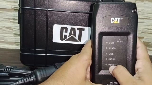 Adaptador de comunicación Caterpillar, Interfaz de diagnóstico maquinaria y motores CAT. J1708 J193 смотреть онлайн