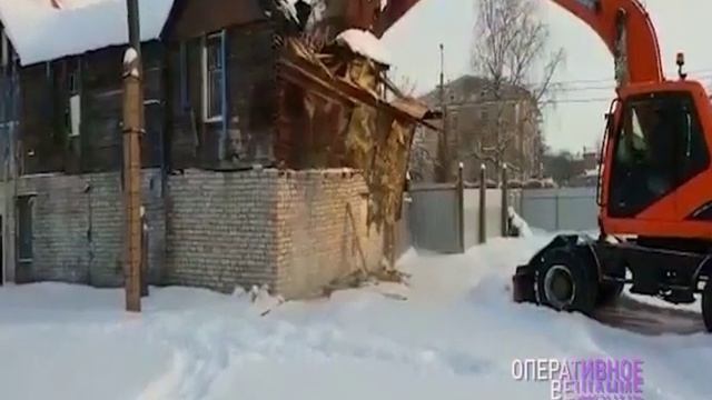 Ярославец построил часть дома на земле соседа: дом пошел под снос смотреть онлайн