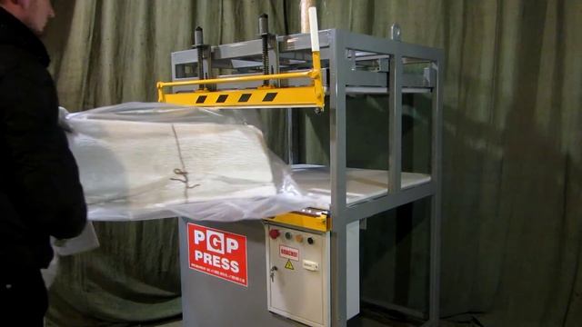 MVI вакуумная упаковка поролона смотреть онлайн