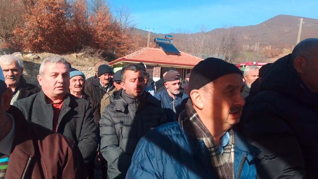 ERBAA GÜMÜŞALAN KÖYÜ KAYABAŞI CAMİ AHMET YILDIRIM CENAZE MERASİMİ CENAZE NAMAZI KILINIŞI11 OCAK 202 смотреть онлайн