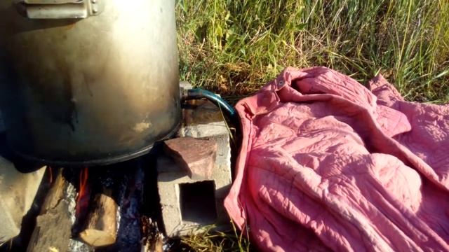 Перетапливаем пчелиный воск. Получение воска на любительской пасеке смотреть онлайн