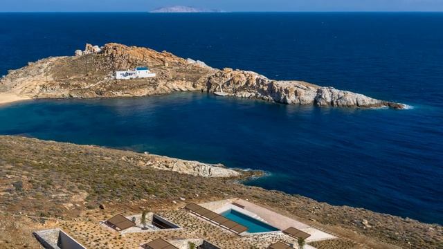 Tour In Ncaved House By MOLD Architects In AGIOS SOSTIS, GREECE смотреть онлайн