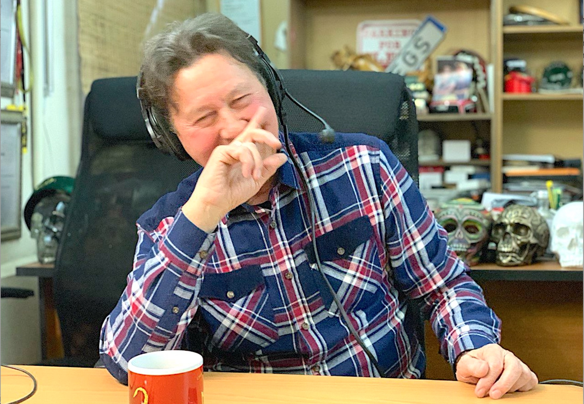 Альберт Асадуллин - живое выступление на MOTORADIO.