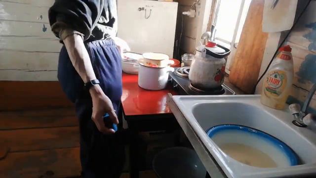 Трудовые будни (таймлапс). Посуда смотреть онлайн