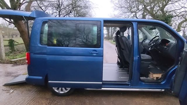 VW Caravelle Volkswagen Caravelle EX-IVE TDI 180 A