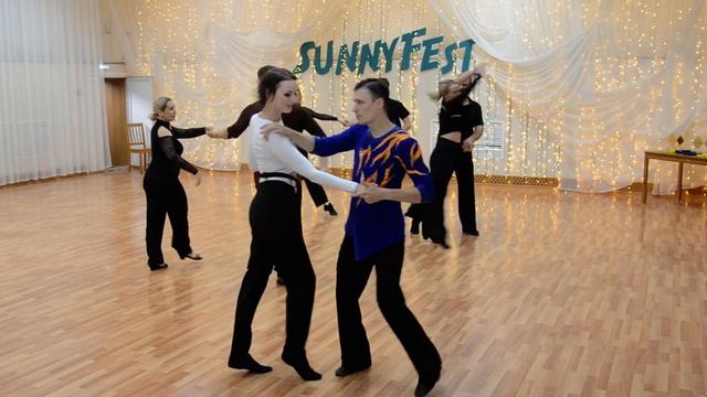 ХАСТЛ, Discofox, Sunny Fest 2022, JnJ Rising Star 01, 12 финала, заход 2, танец 2 смотреть онлайн