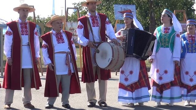 "Палюбiць Беларусь вельмi проста" Ансамбль беларускай песнi "Надзея" смотреть онлайн