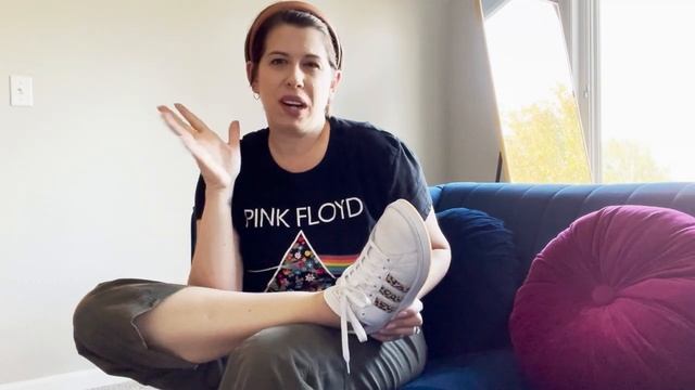 Sneaker Review: adidas Grand Court vs adidas Superstar смотреть онлайн