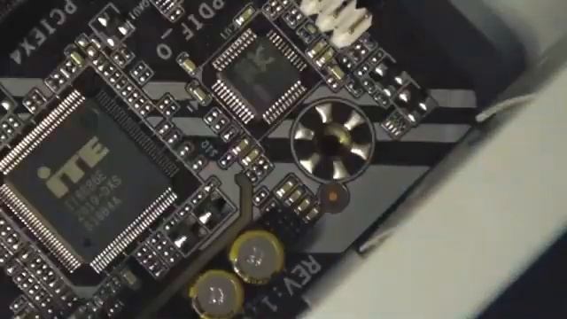 Budget Build PC (i5 9400 + B365M DS3H) смотреть онлайн