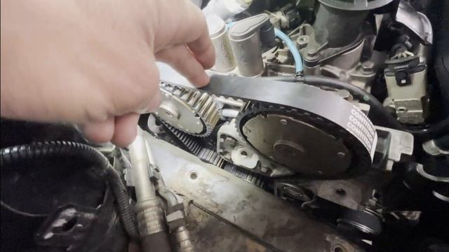 VOLVO C30 T5 motor 2.5 20v Turbo, troca do kit correia dentada. смотреть онлайн