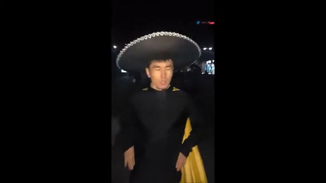 Поздравление от парней S&F специально для девушек! смотреть онлайн