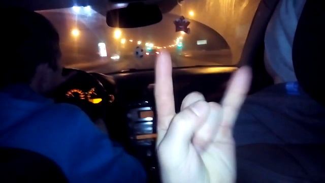 Слушайте хорошую музыку,и вашы волосы будут в порядке) смотреть онлайн