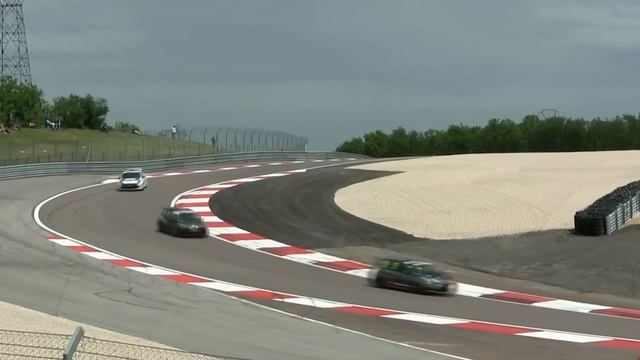 GT Tour 2012 / Dijon-Prenois - Renault Clio Cup Elf / Course 1 смотреть онлайн