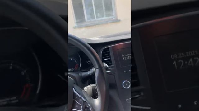 Démarrer une Renault Megane sans la pile смотреть онлайн