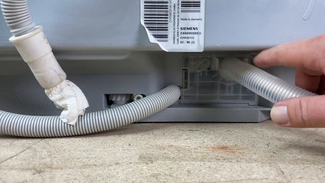 Spülmaschine Aquastop tauschen - Bosch Siemens Neff смотреть онлайн