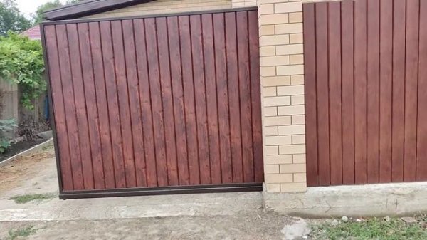 Металлические откатные ворота г. Ставрополь. СНТ прелесть. Автоматика BFT A600 (Италия).