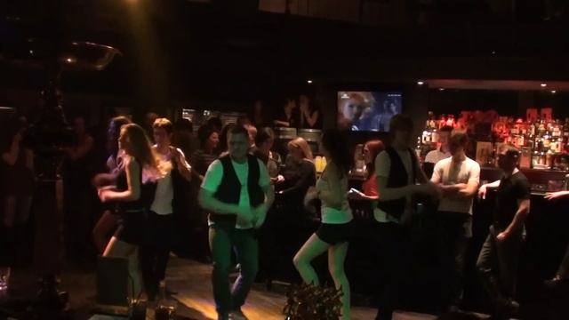 Mulata bar 26.02.2012! Bachata (Choreographer Artemy) смотреть онлайн