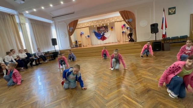 Посмотри мам