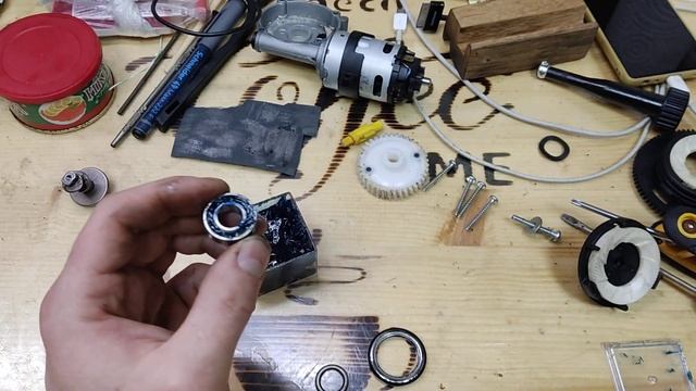 Ремонт кофемолки нового образца кофемашины SAECO, Philips. смотреть онлайн