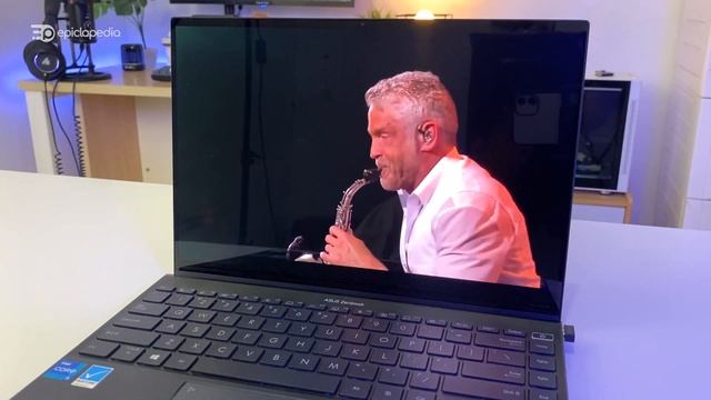 Review ASUS Zenbook 14X OLED, Laptop Kerja Paling Powerfull? смотреть онлайн