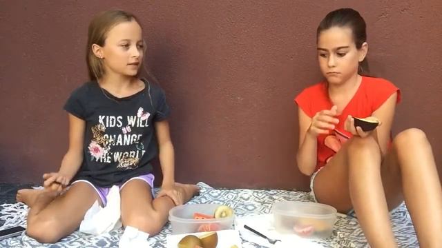 10Х10 ПРОБУЕМ ЭКЗОТИЧЕСКИЕ ФРУКТЫ / #4 смотреть онлайн