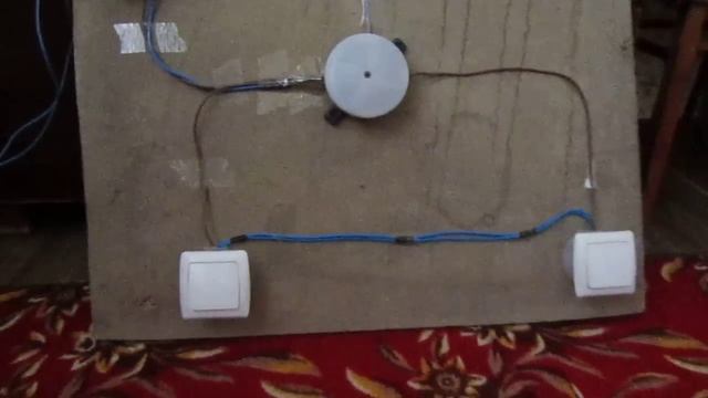 Два выключателя на одну лампу (Электрик НУРЖАН) смотреть онлайн