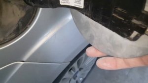 Как снять лючок бензобака Форд Фокус 2