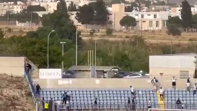 Αναστάτωση στην Ανατολική του "Σ. Κυριακίδης" που φιλοξενεί τους οπαδούς του Απόλλωνα смотреть онлайн