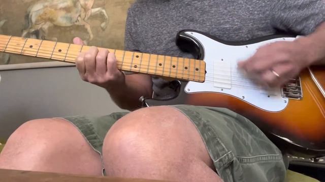 1983-1984 Squier Bullet H-2 Coil Split Humbuckers MIJ Fender Japan Fujigen смотреть онлайн