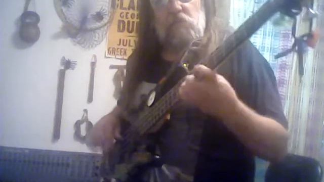 Mikrobass with Foreward Delay смотреть онлайн