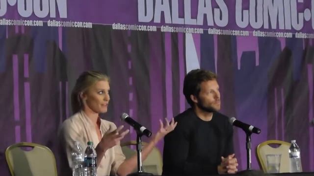 Dallas Comic Con - Fan Days 2013 - Battlestar Galactica - Katee Sackhoff / Jamie Bamber смотреть онлайн