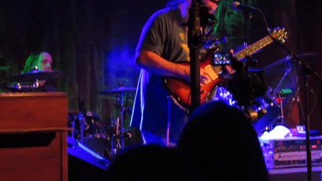 Cubensis - Eyes of the World смотреть онлайн