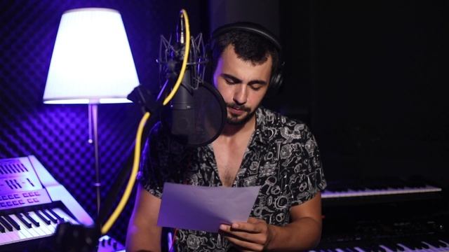 Mehmet Baştürk | Aysel Git Başımdan - Attila İlhan смотреть онлайн