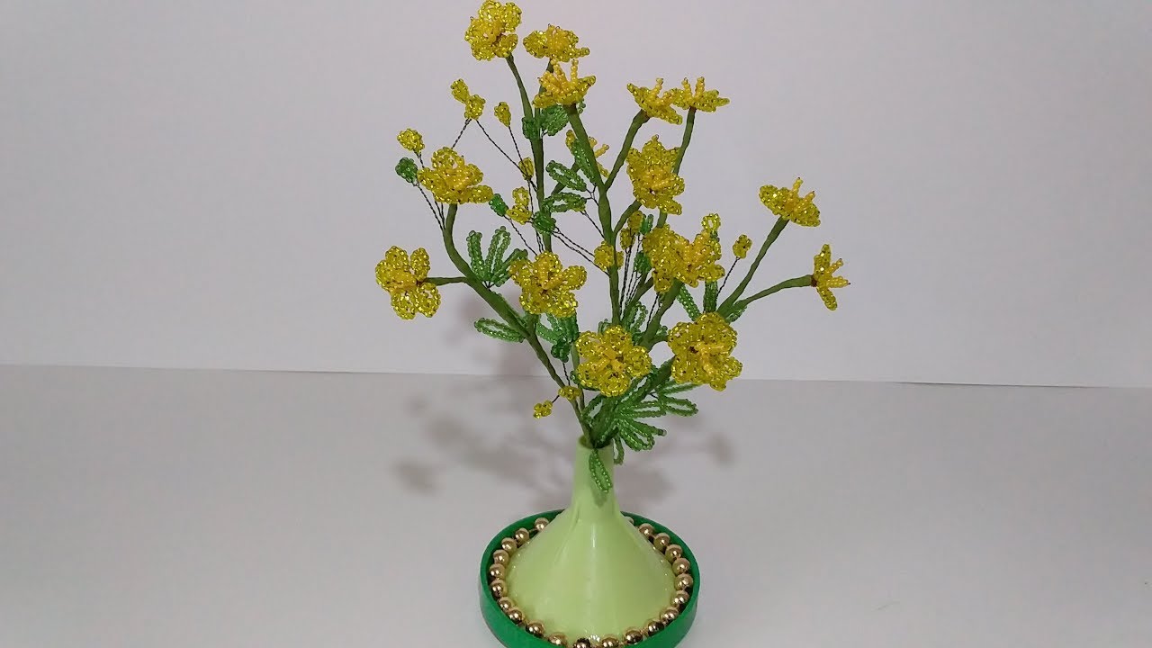 Бисероплетение. Мастер класс. Цветы из бисера. ЛЮТИК полевой. Пошаговый МК. смотреть онлайн