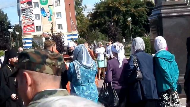 Памятник последнему императору России Николаю II открыли в Ленинске-Кузнецком смотреть онлайн
