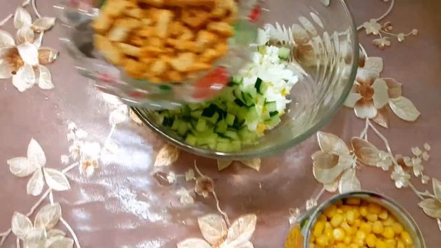 Вкусные салаты с курицей