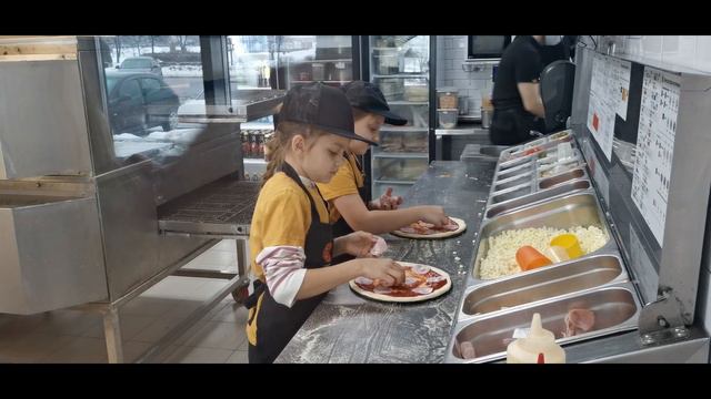 Додо пицца день рождения Риты смотреть онлайн