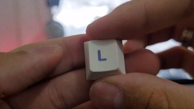 teclado mecânico bom e com TELA! (epomaker shadow-X pov valorant) смотреть онлайн