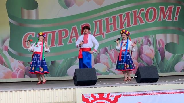 Трио Калина "Два дубки" смотреть онлайн