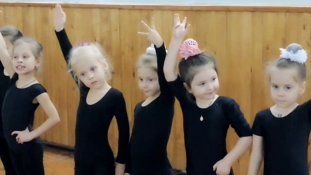 МОЯ ГИМНАСТИКА. ОТКРЫТЫЙ УРОК К НОВОМУ ГОДУ ? смотреть онлайн
