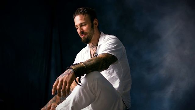 Gigolo interview-Nick Hawk смотреть онлайн