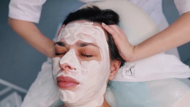 Ультразвуковая чистка лица и завершающая маска смотреть онлайн