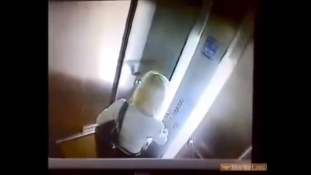 Какать по Фен Шую или Что делать если эффект от клизмы пришол внезапно а ты В ЛИФТЕ! смотреть онлайн