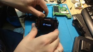 Видеоотчёт. Ремонт видеорегистратора neoline x-cop 9000. Перезагружается.