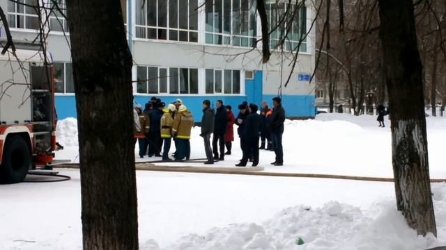 Пожар в Школе смотреть онлайн